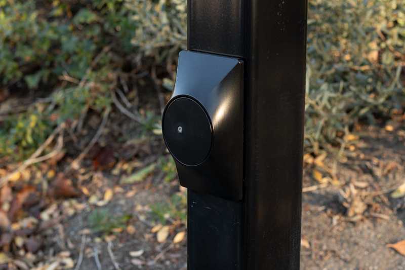 light pole defender product picture